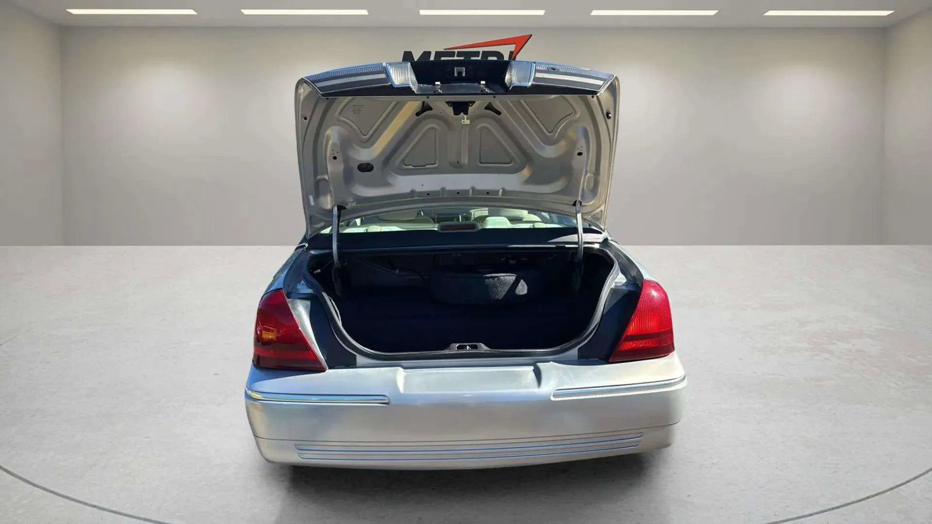 Used 2007 Mercury Grand Marquis LS image 17