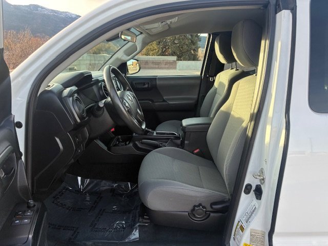 Used 2020 Toyota Tacoma SR image 14