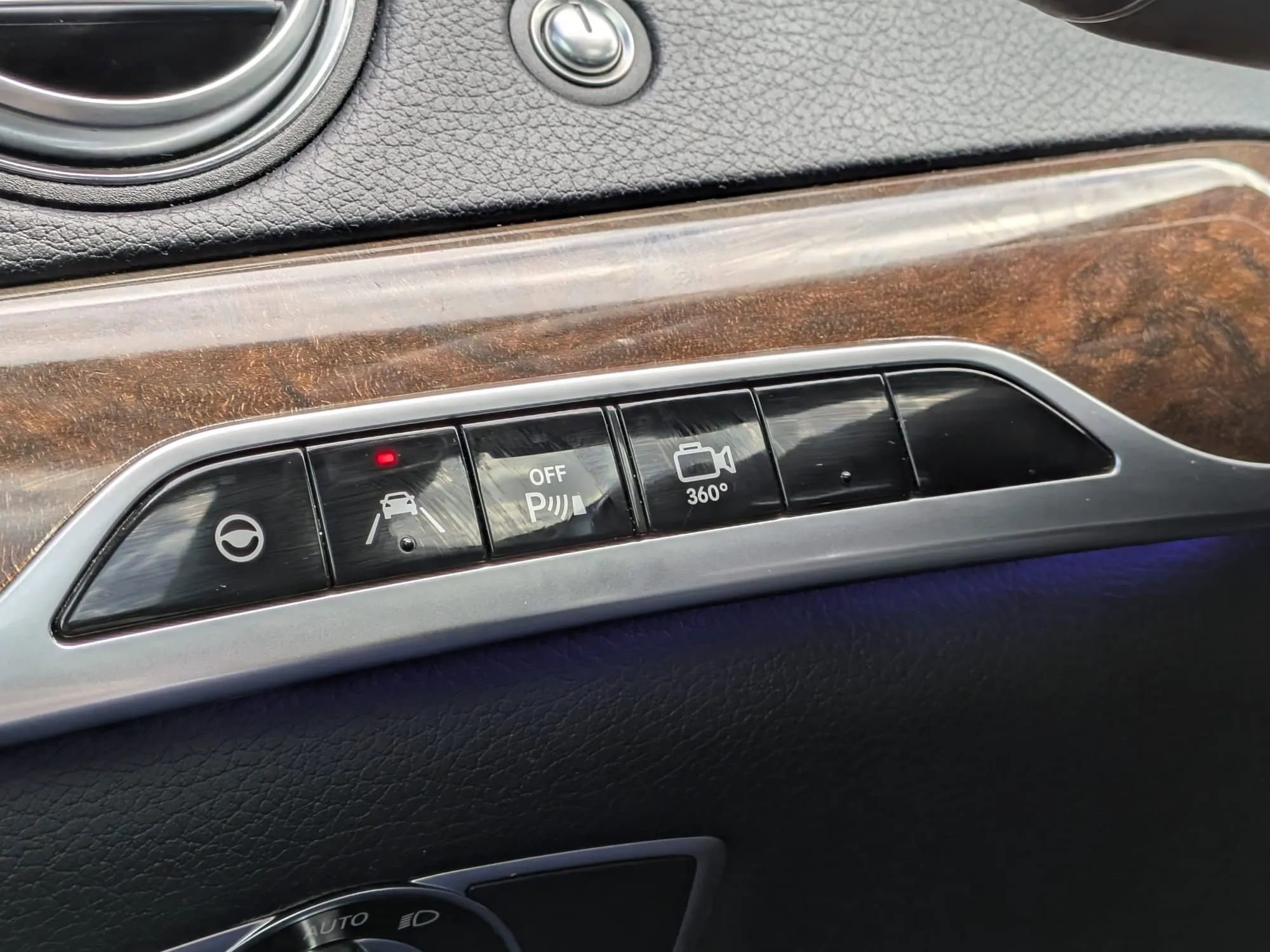 Used 2014 Mercedes-Benz S 550 Sedan image 17