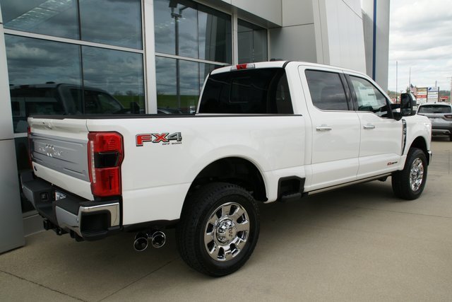 New 2025 Ford F250 King Ranch w/ Chrome Package image 3