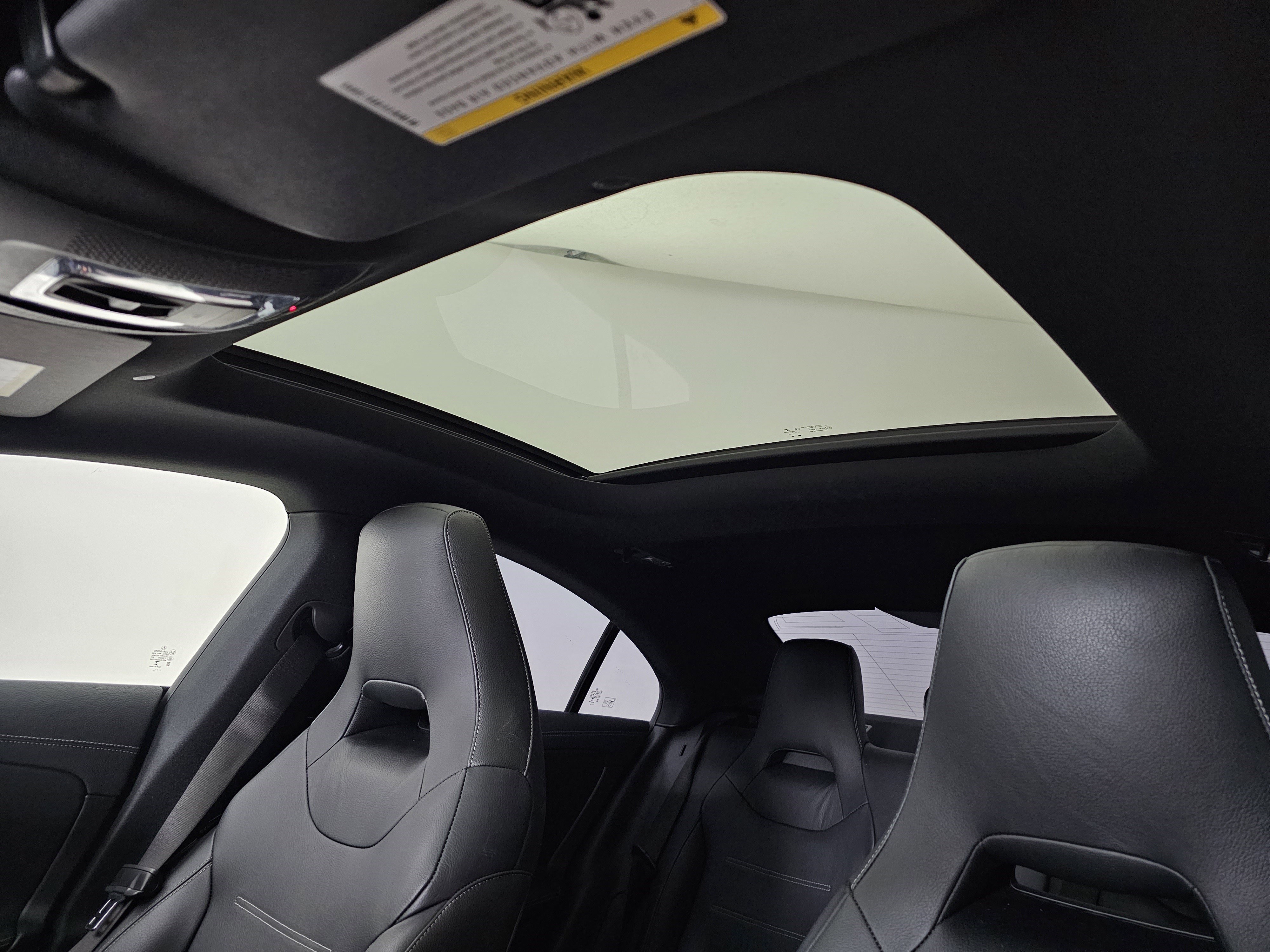 Used 2022 Mercedes-Benz CLA 35 AMG 4MATIC image 11