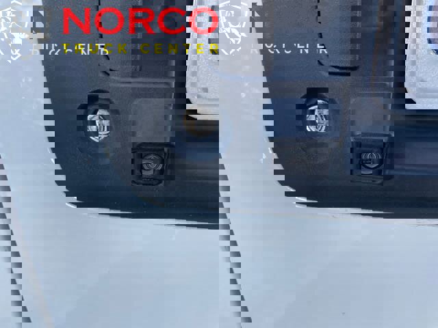 Used 2018 Chevrolet Express 2500 w/ Driver Convenience Package image 16