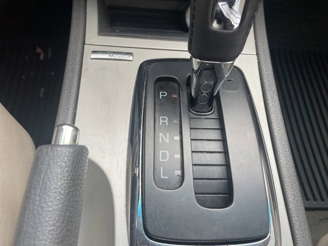 Used 2010 Ford Fusion SEL image 26