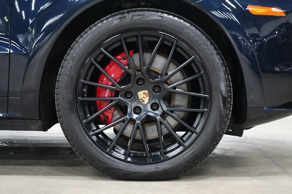 Used 2023 Porsche Cayenne GTS w/ Premium Package Plus AWD/4WD image 45
