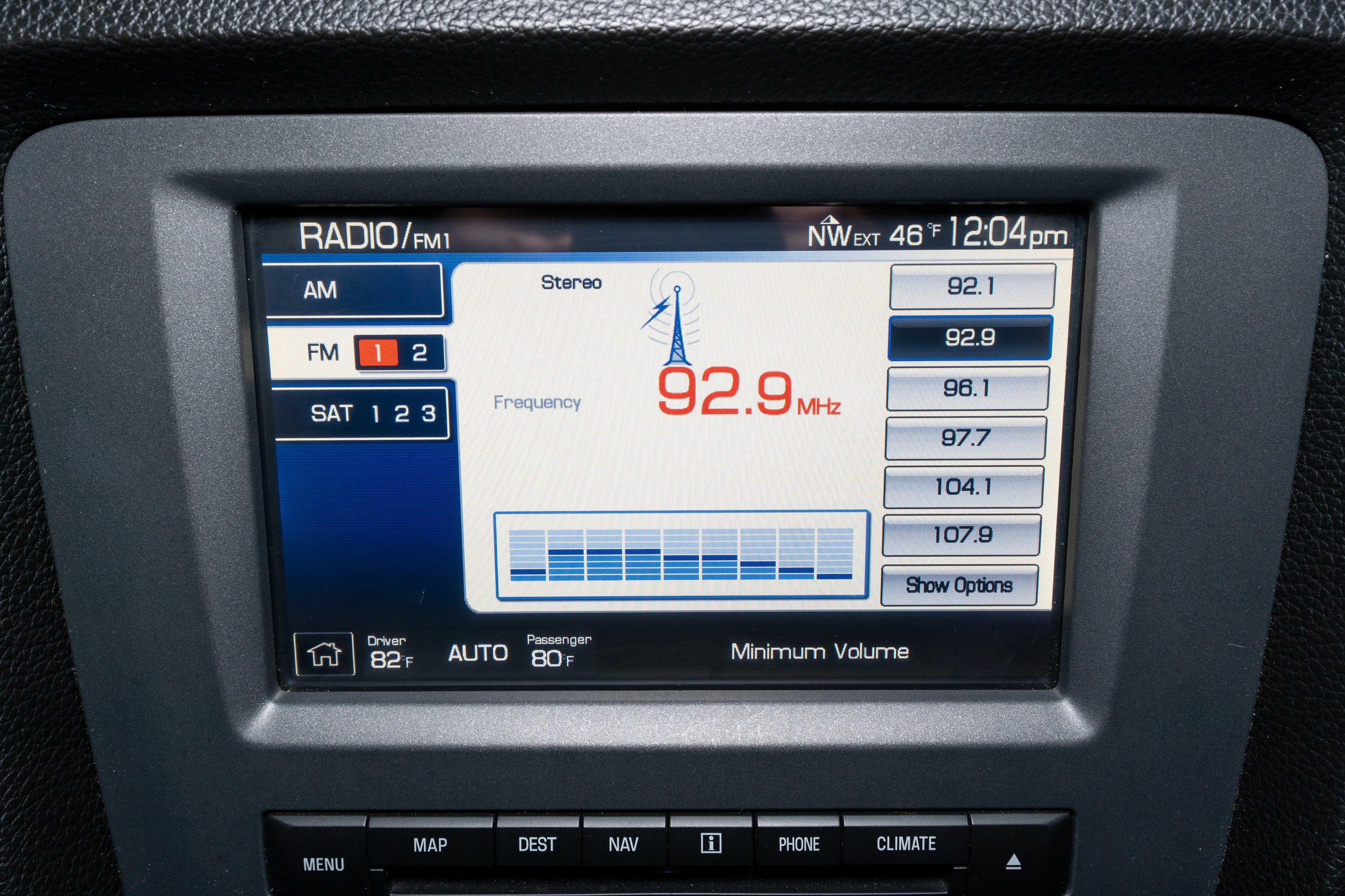 Used 2011 Ford Mustang Shelby GT500 w/ SVT Performance Pkg image 16