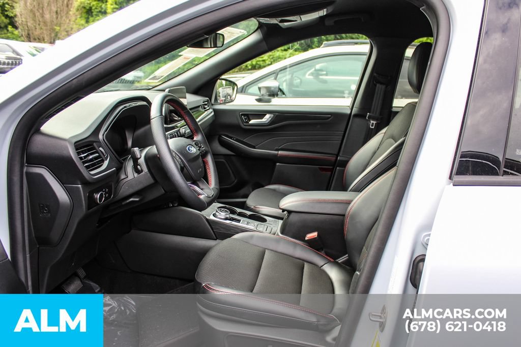 Used 2026 Ford Escape ST-Line FWD image 17