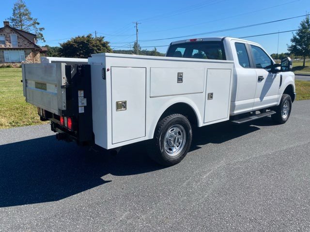 Used 2017 Ford F250 XL w/ Power Equipment Group AWD/4WD image 7