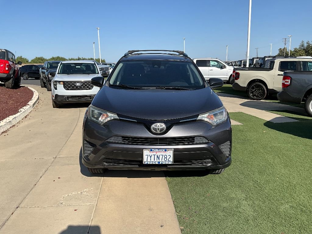 Used 2017 Toyota RAV4 LE image 2