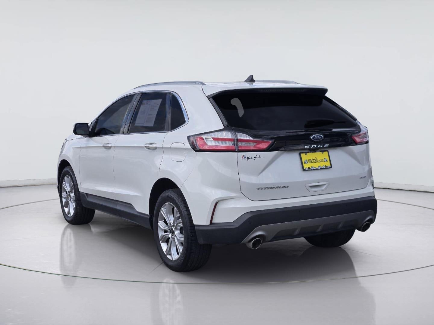 Used 2023 Ford Edge Titanium AWD/4WD image 6