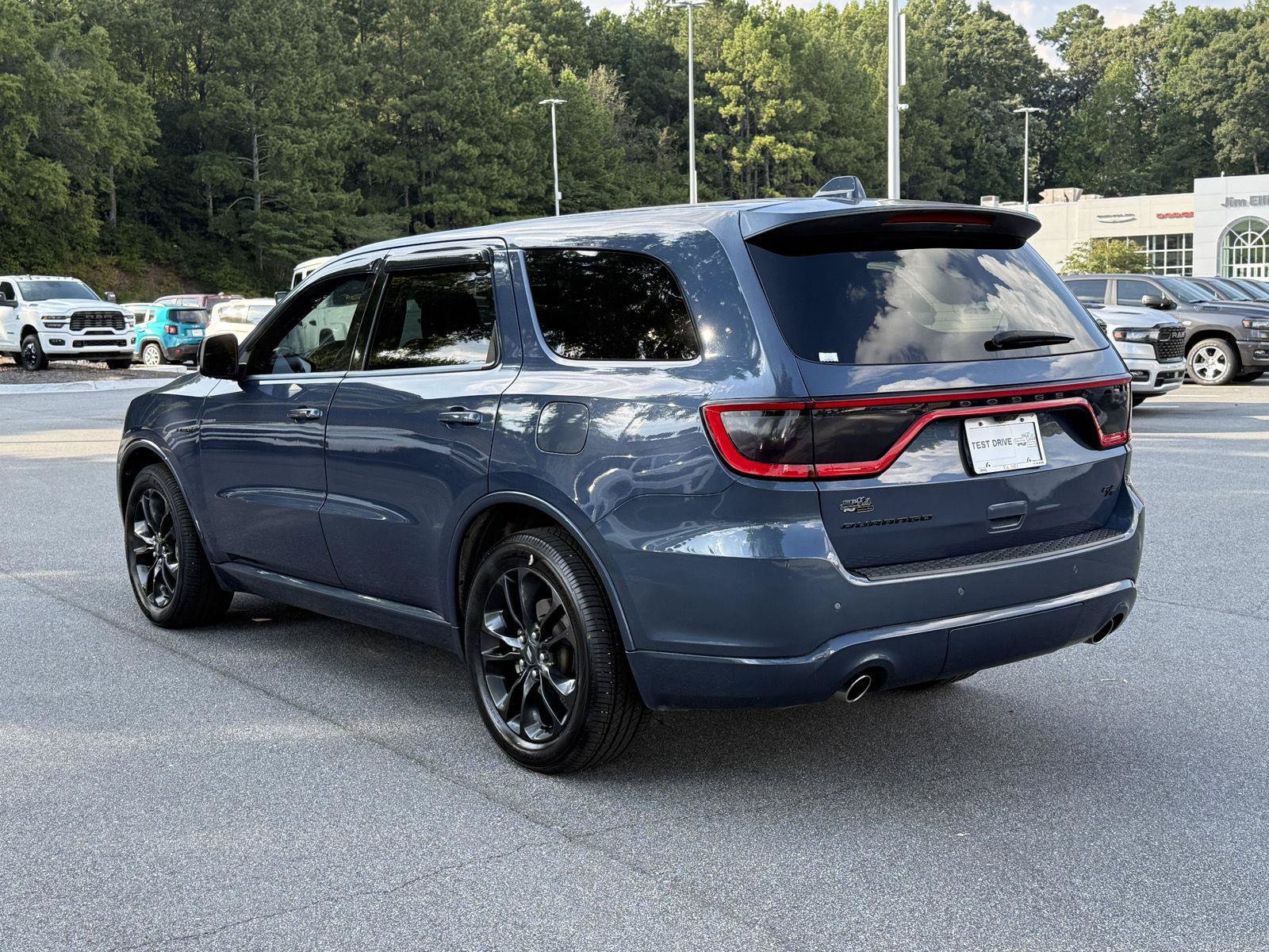 Used 2021 Dodge Durango R/T w/ Blacktop Package RWD image 3