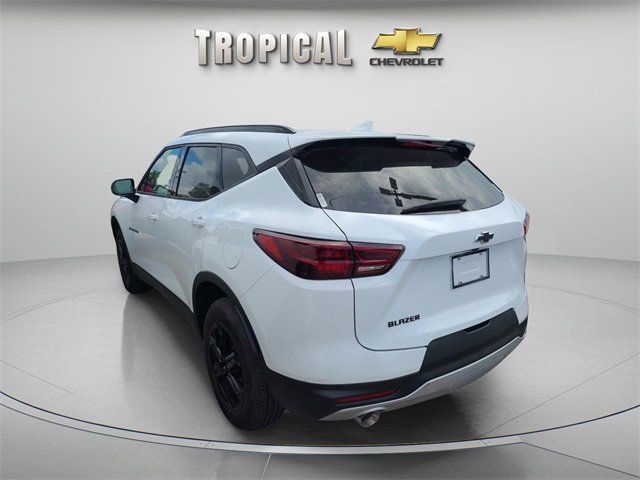 New 2025 Chevrolet Blazer LT w/ Midnight/Sport Edition image 2
