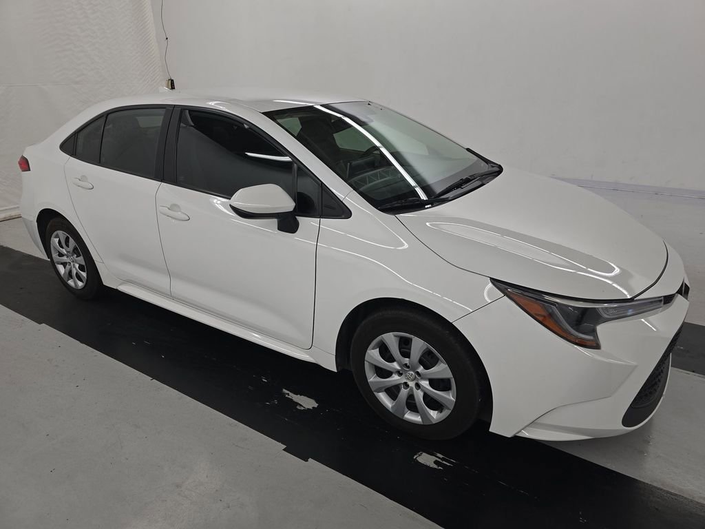 Used 2020 Toyota Corolla LE w/ Carpet Mat Package (TMS) FWD image 2