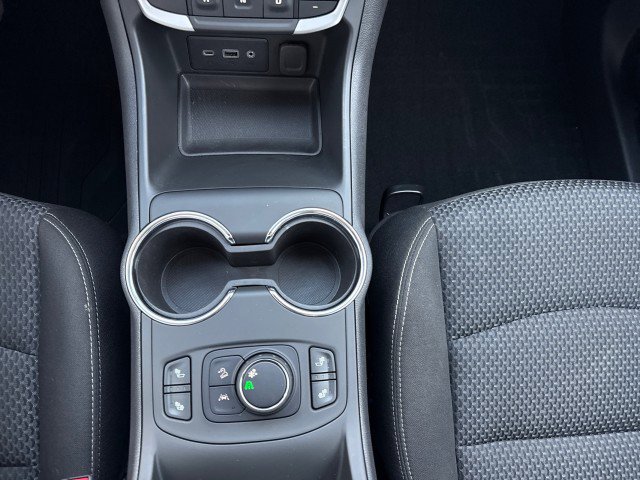 Used 2023 GMC Terrain SLE w/ Driver Convenience Package FWD image 22