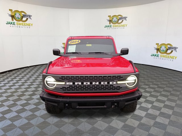 Used 2024 Ford Bronco Badlands image 3