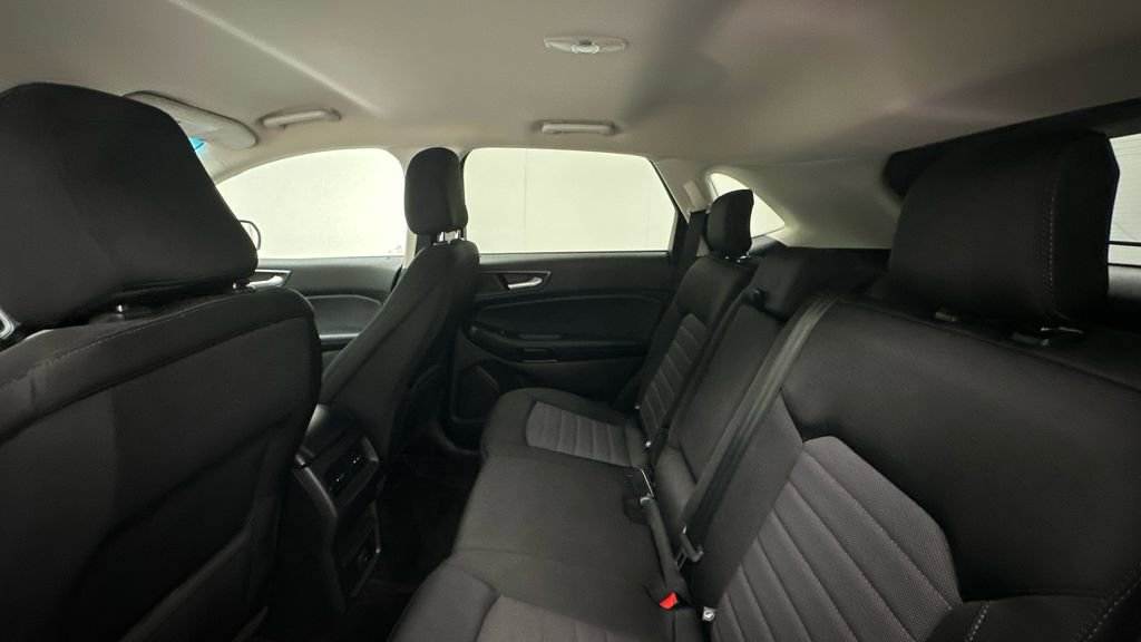 Used 2020 Ford Edge SE AWD/4WD image 10
