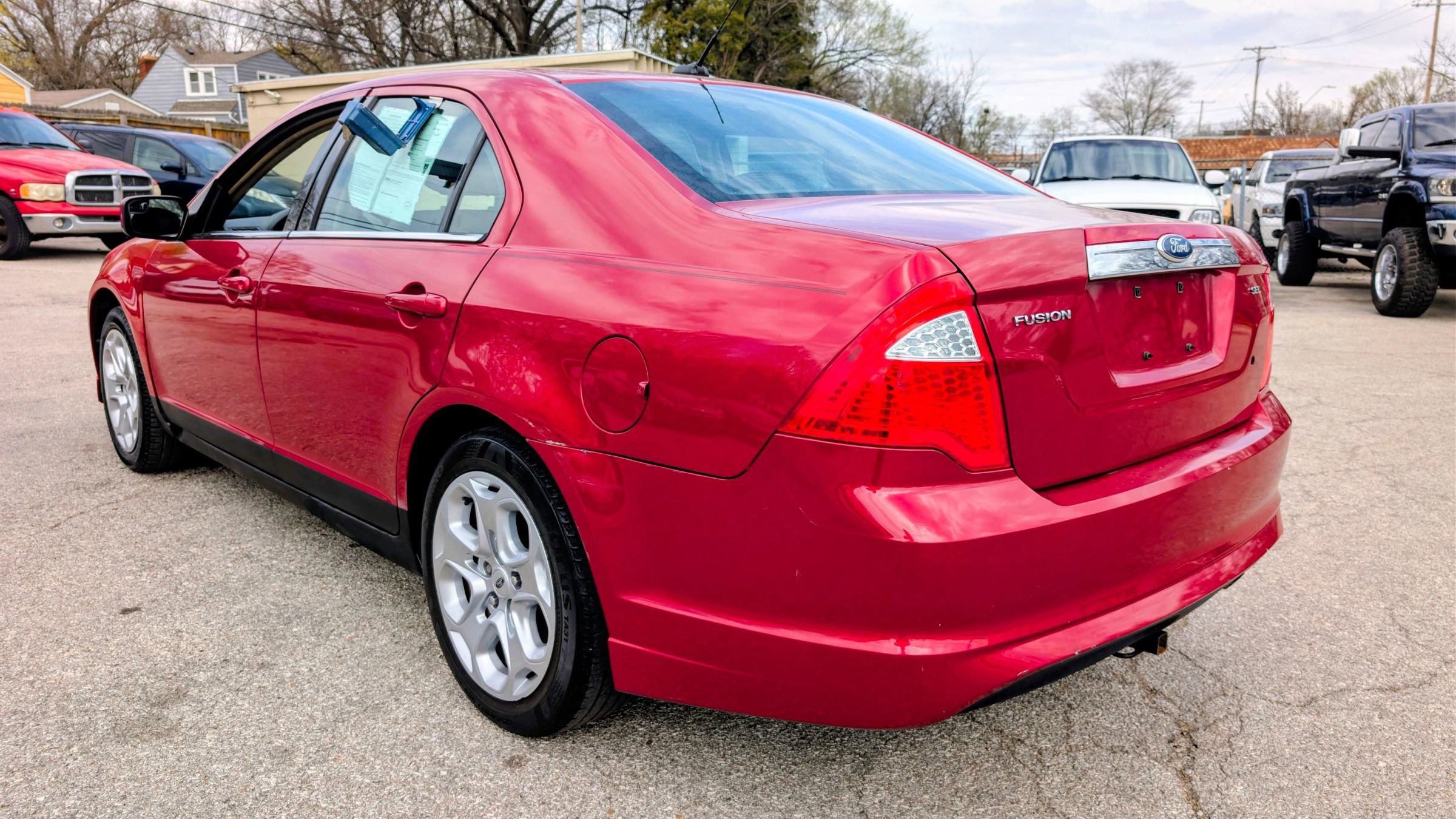 Used 2011 Ford Fusion SEL image 5