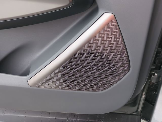 Certified 2025 Kia EV9 Light Long Range RWD image 27
