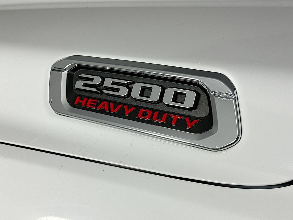 Used 2022 RAM 2500 Tradesman w/ Chrome Appearance Group AWD/4WD image 28