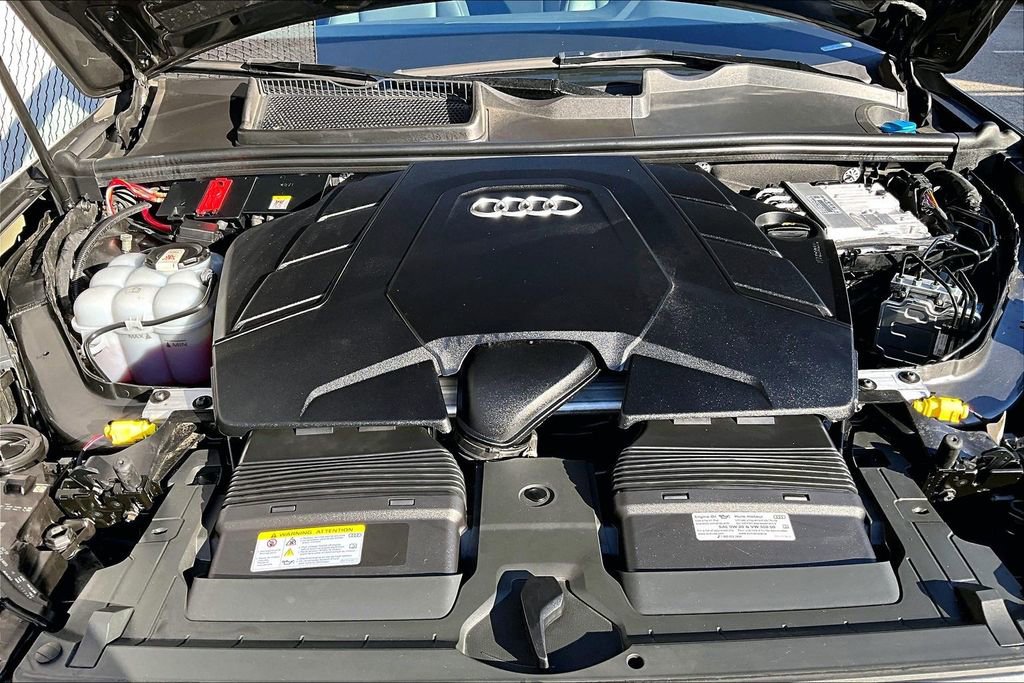 Used 2023 Audi Q7 3.0T Premium Plus w/ Premium Plus Package image 29