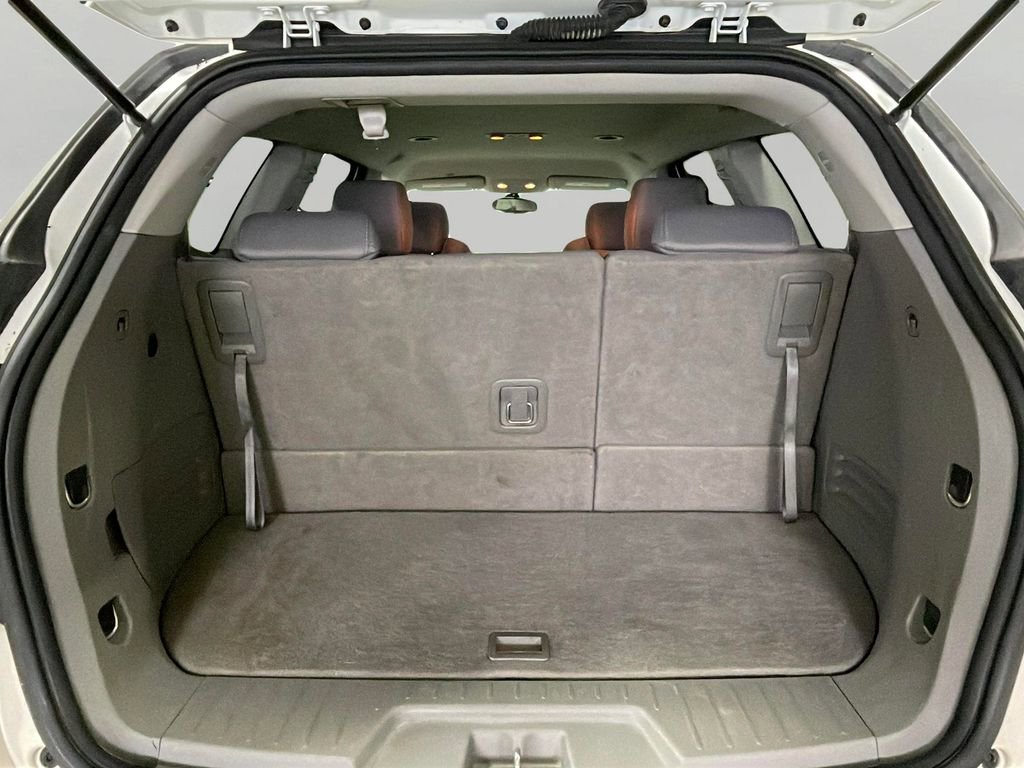 Used 2014 Chevrolet Traverse LS FWD image 16