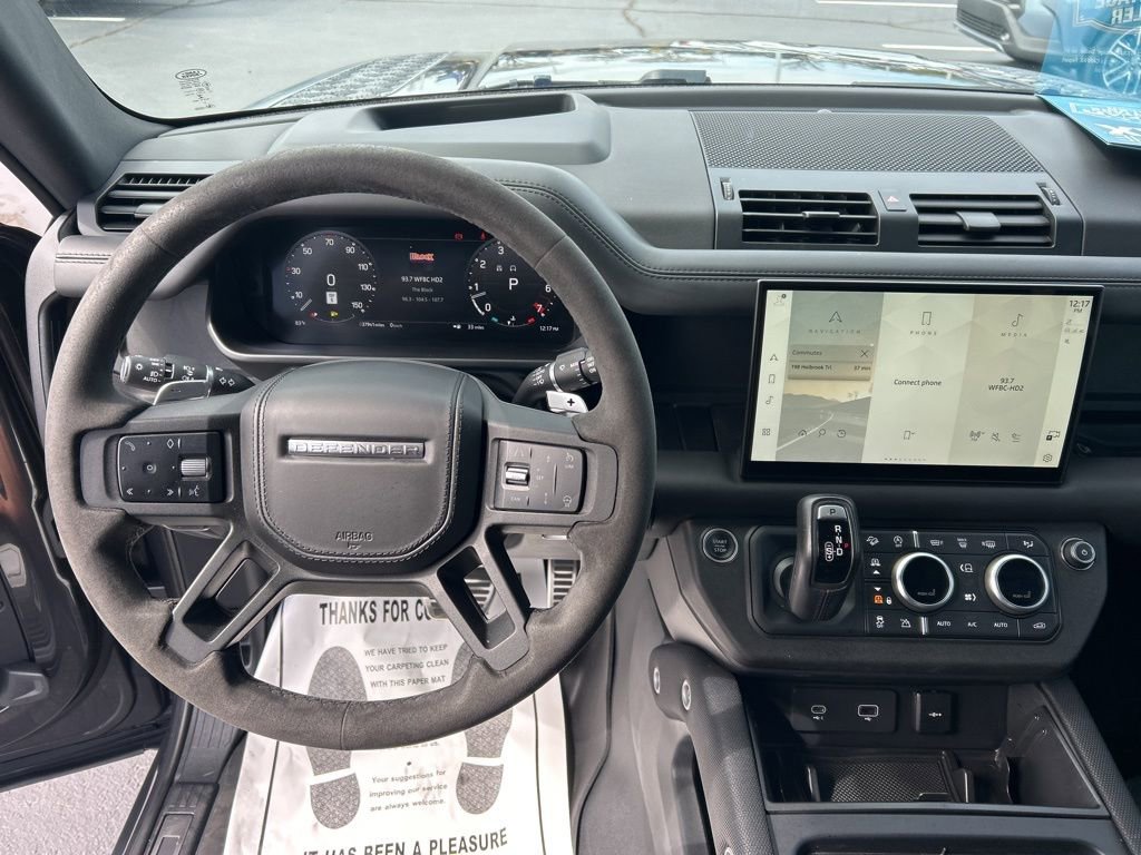 Used 2023 Land Rover Defender 110 V8 image 6
