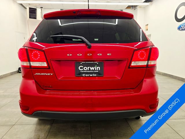 Used 2018 Dodge Journey SXT w/ Blacktop Package FWD image 4