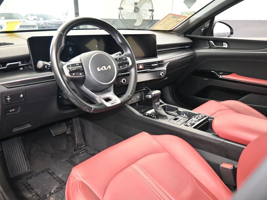 Used 2025 Kia K5 GT-Line w/ GT-Line Premium Package image 14