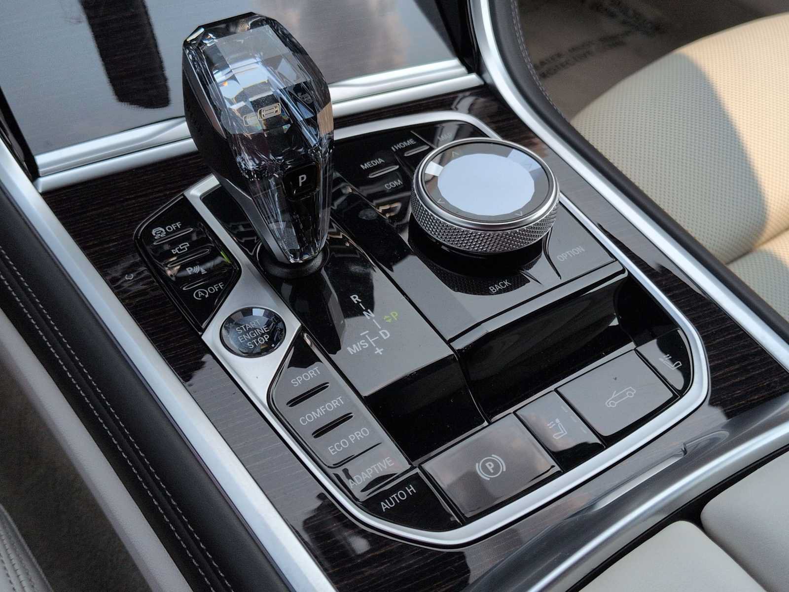 Used 2024 BMW M850i xDrive Convertible AWD/4WD image 32
