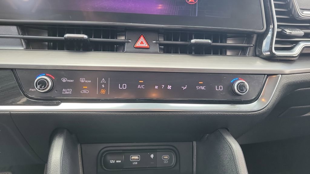 Used 2023 Kia Sportage EX image 22