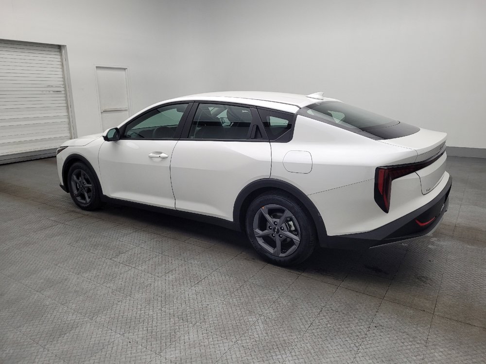 Used 2025 Kia K4 LXS image 3