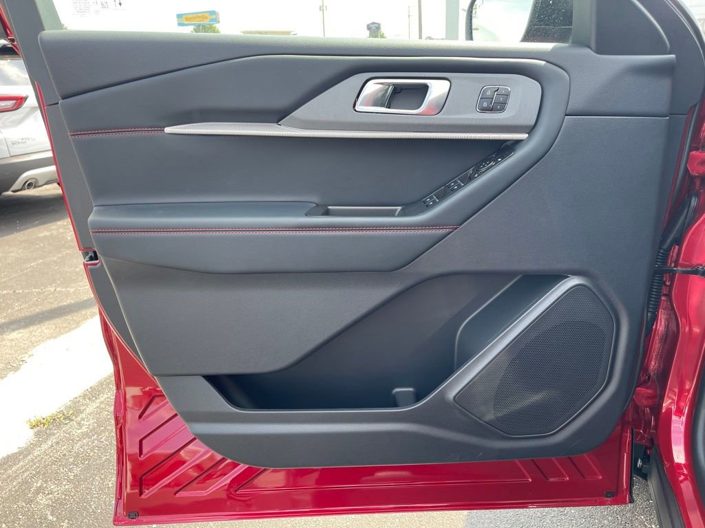 New 2025 Ford Explorer ST-Line w/ Premium Package image 18