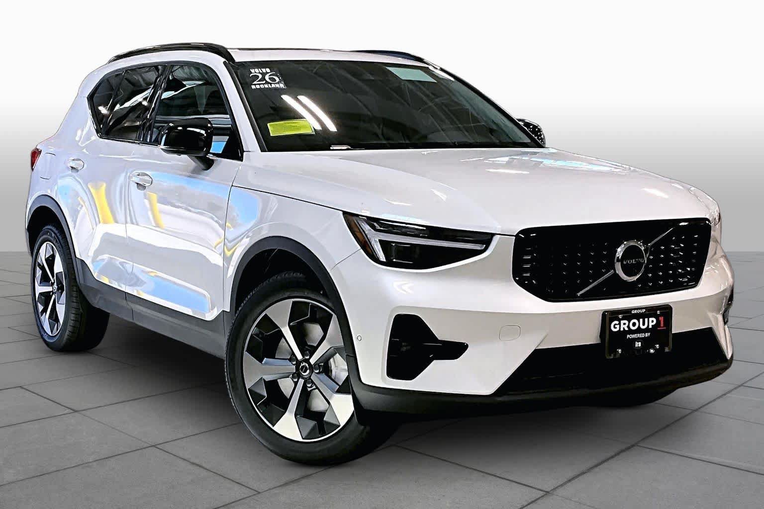 New 2026 Volvo XC40 B5 Plus w/ Protection Package Premier AWD/4WD image 17