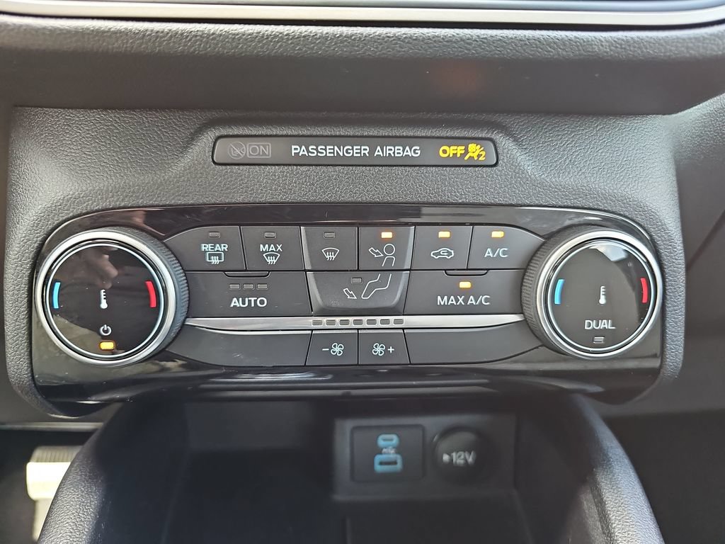 Used 2022 Ford Escape SE w/ Convenience Package FWD image 22