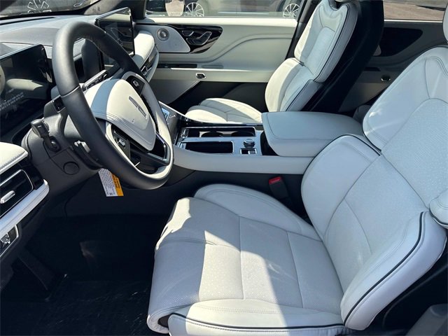 New 2025 Lincoln Aviator Black Label w/ Black Label Special Edition image 25