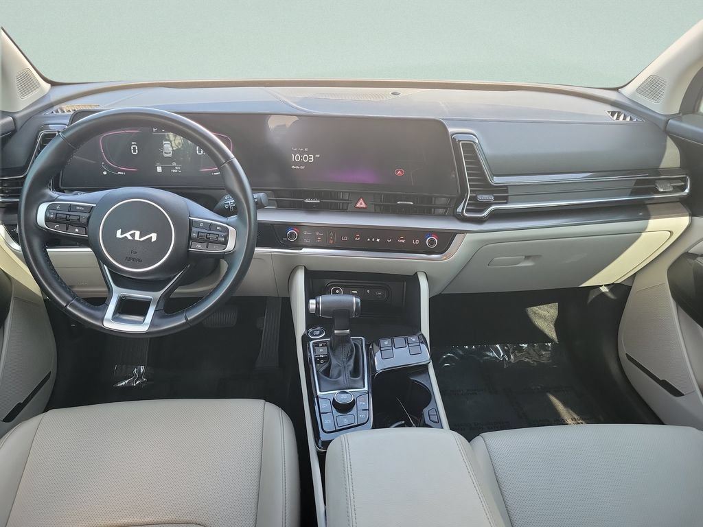 Used 2024 Kia Sportage EX FWD image 13