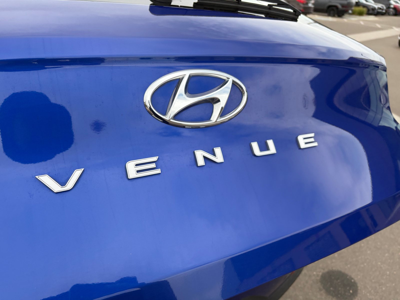 Used 2025 Hyundai Venue SEL FWD image 23