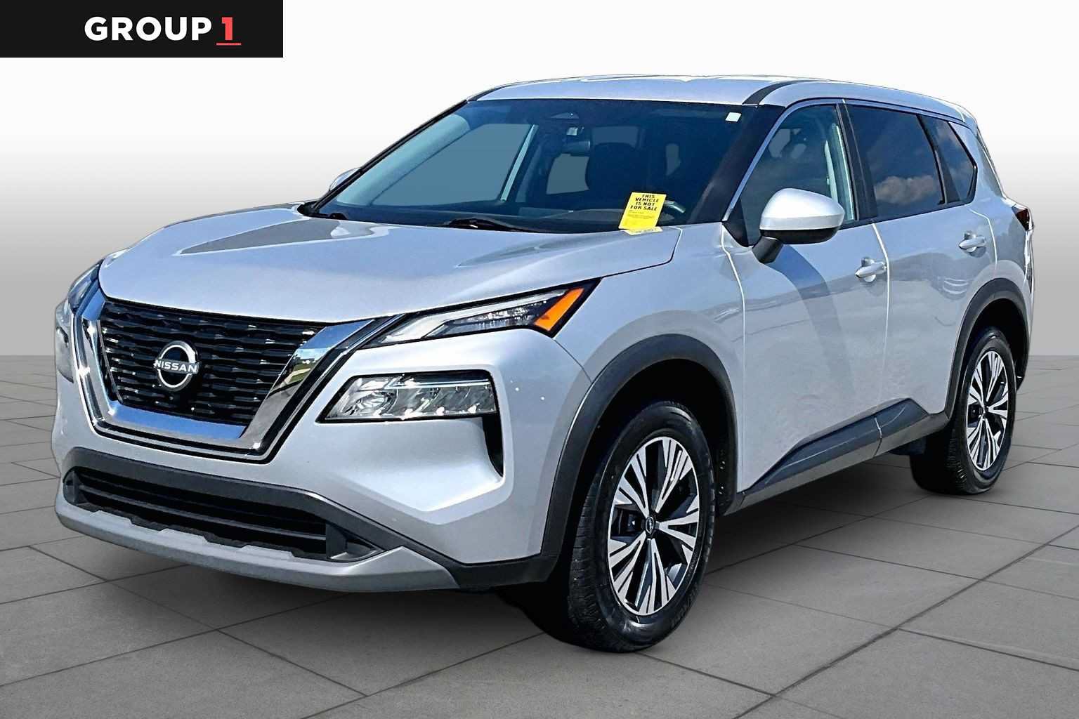 Used 2025 Nissan Pathfinder SV