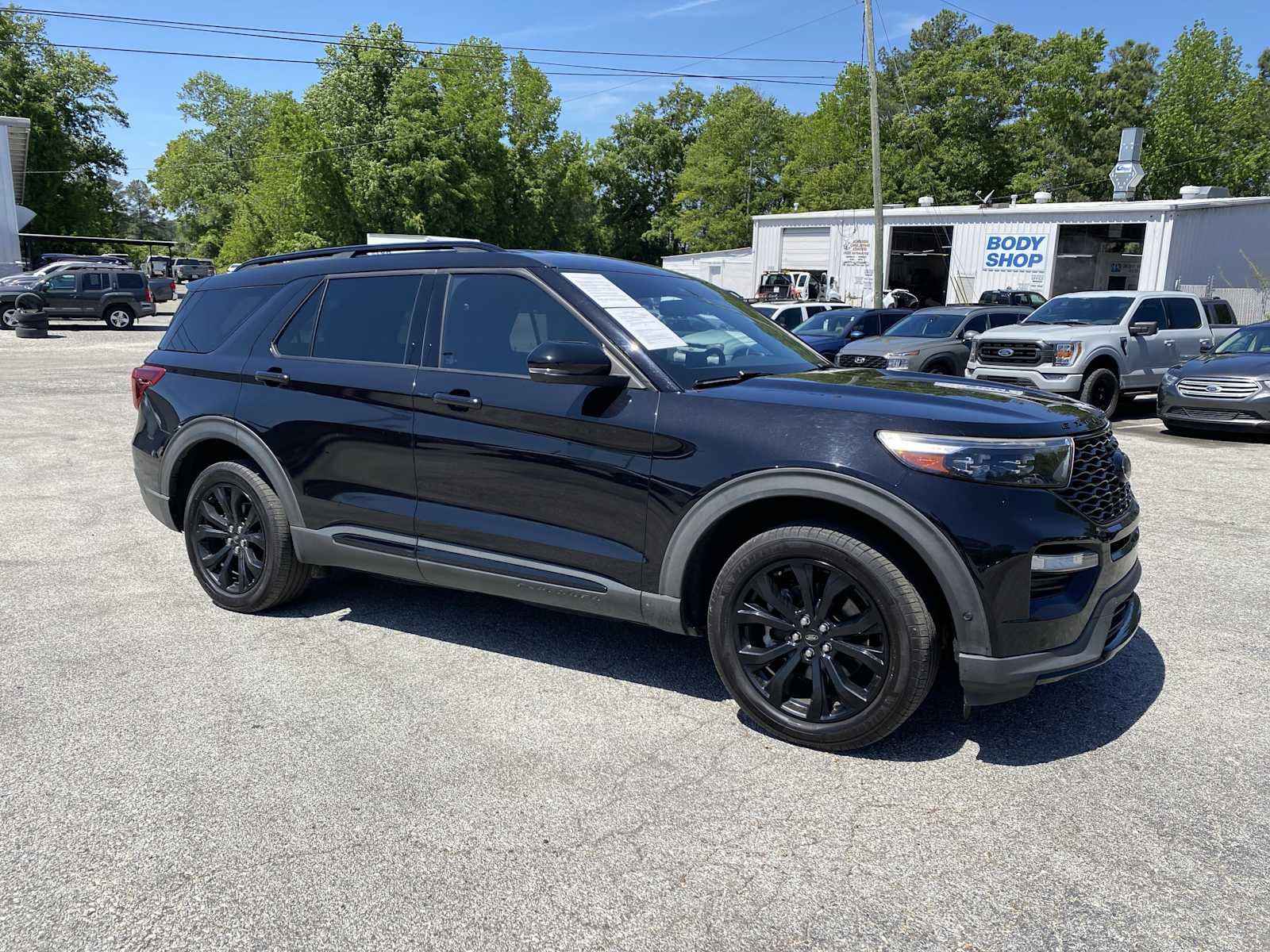 Used 2020 Ford Explorer ST w/ Premium Technology Package image 2