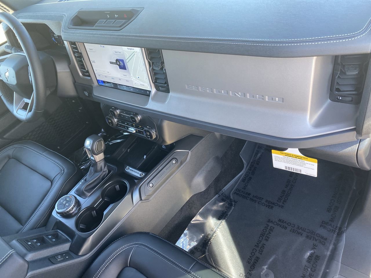 Used 2025 Ford Bronco Outer Banks AWD/4WD image 10