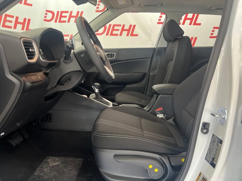 New 2026 Hyundai Venue SEL FWD image 16