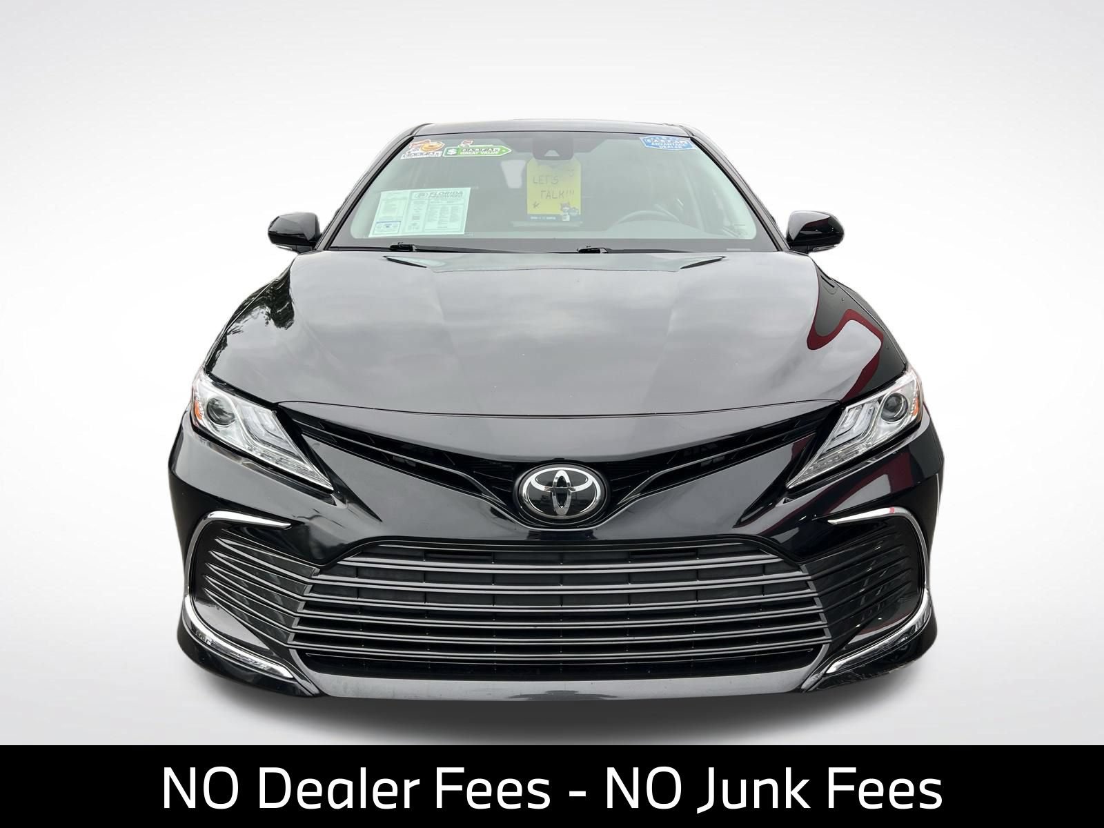 Used 2021 Toyota Camry XLE FWD image 2