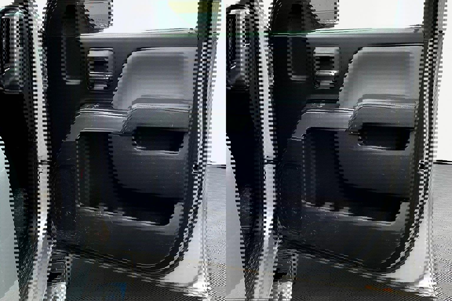 Used 2019 Chevrolet Silverado 2500 LT image 28