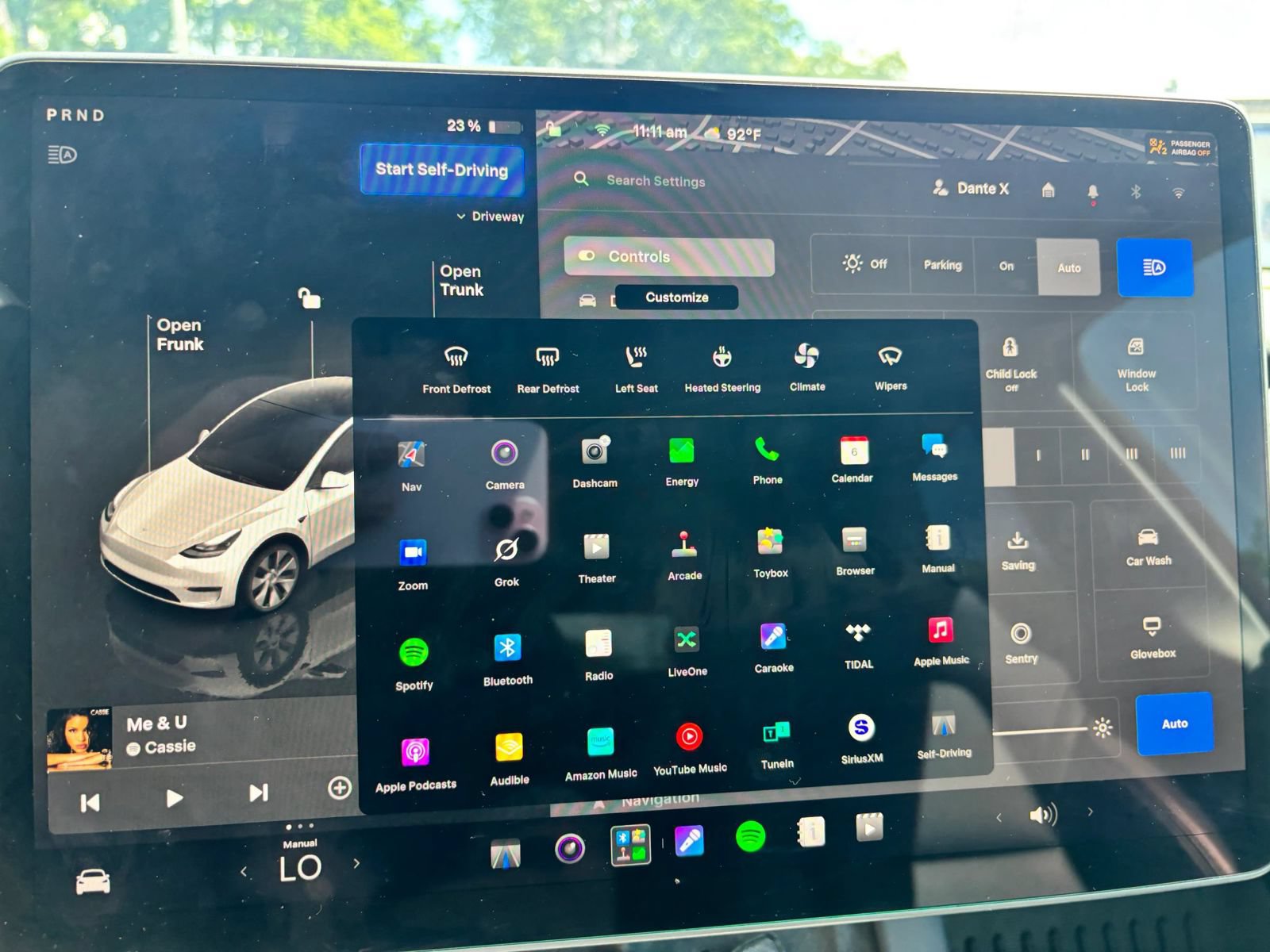 Used 2023 Tesla Model Y Long Range AWD/4WD image 31