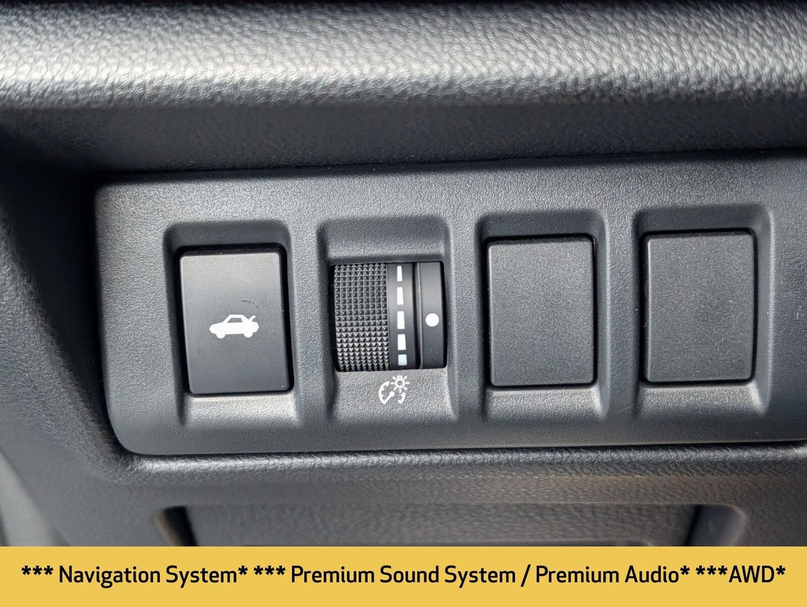 Used 2025 Subaru Legacy Limited AWD/4WD image 12