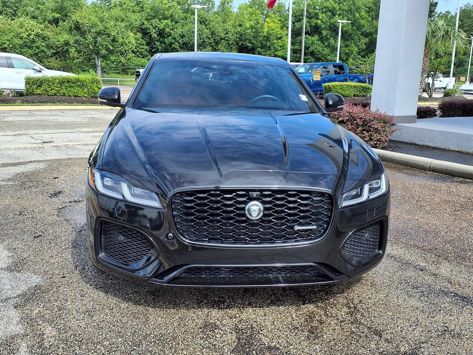 Used 2024 Jaguar XF R-Dynamic SE AWD/4WD image 20