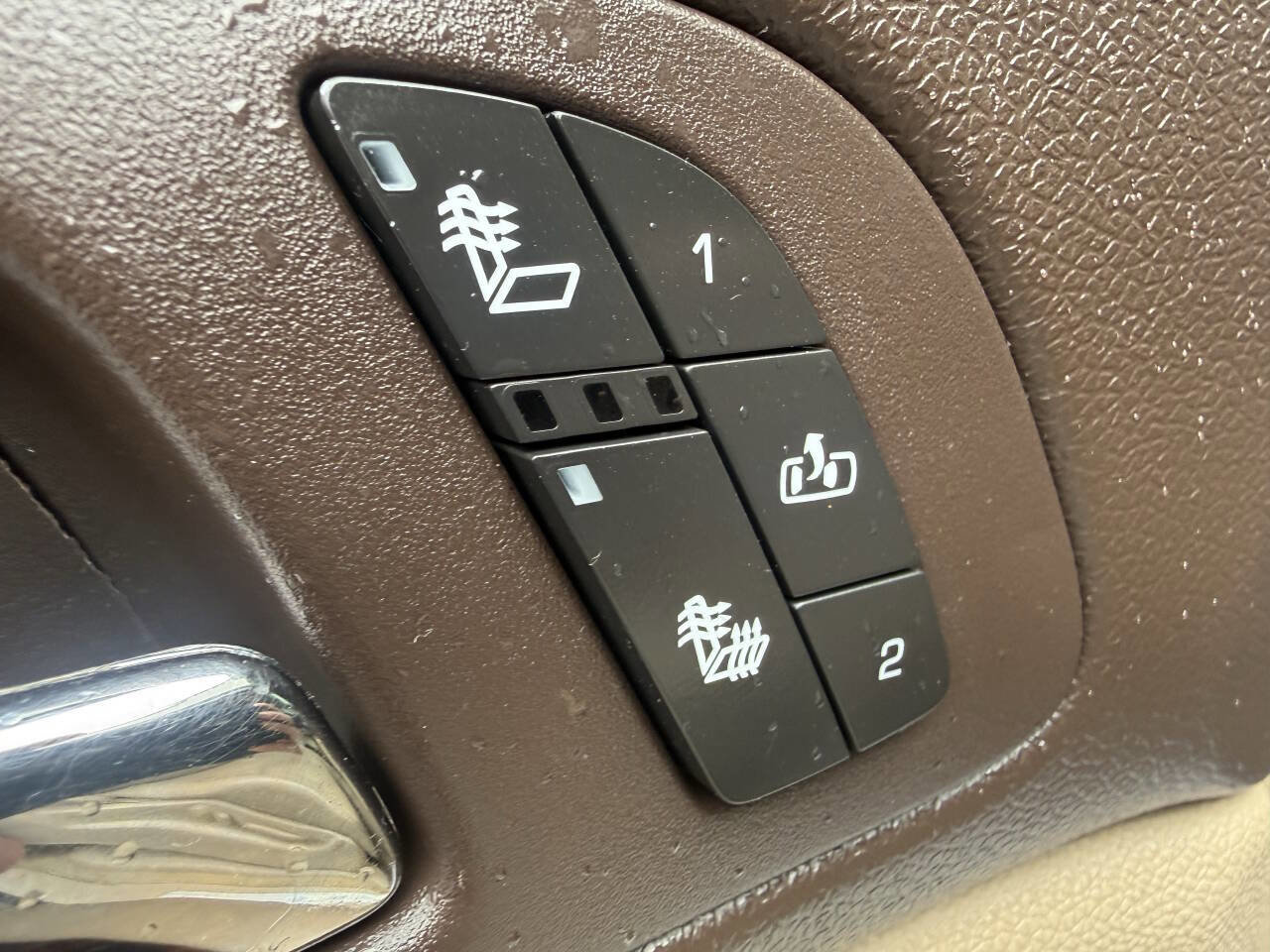 Used 2007 GMC Yukon Denali image 23