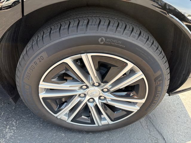 Certified 2024 Cadillac Lyriq Luxury w/ LPO, Floor Liner Package AWD/4WD image 26