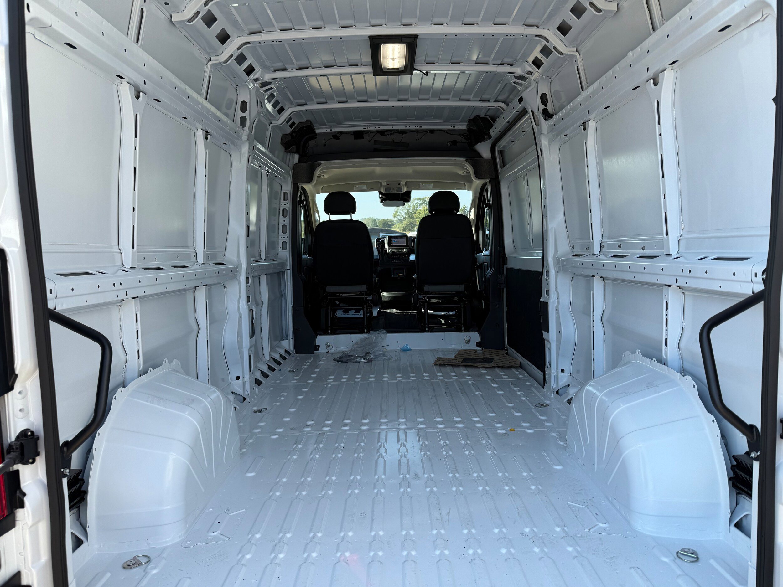 New 2026 RAM ProMaster 2500 w/ Cold Weather Group image 10