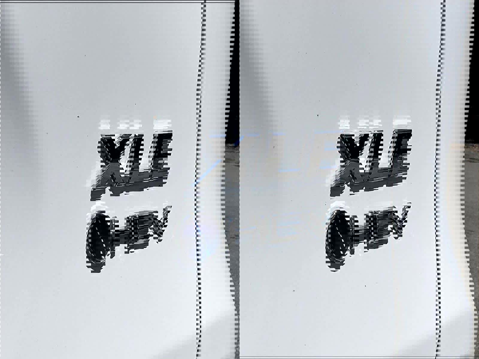 Used 2025 Toyota RAV4 XLE image 29