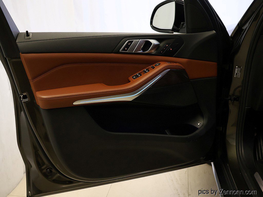 Certified 2023 BMW X5 xDrive45e w/ Executive Package image 29